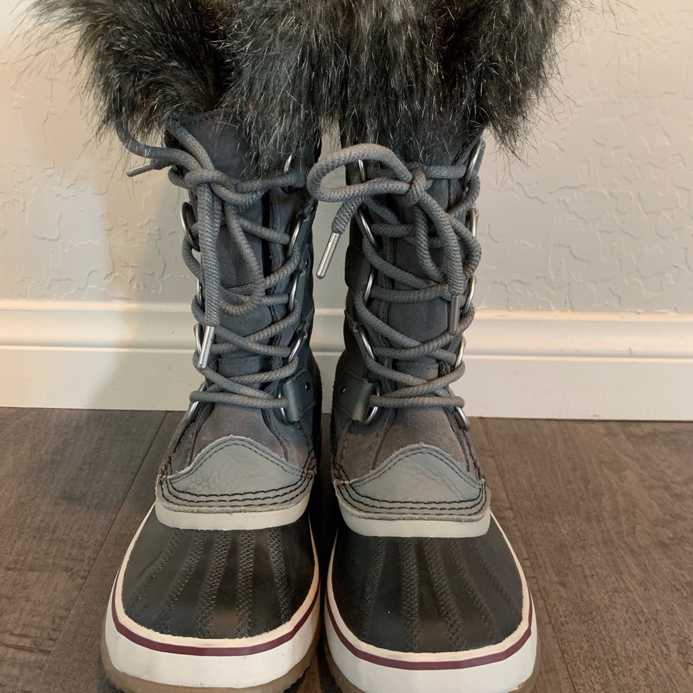 Sorel Women’s Joan Of Arctic Boots, Size 7 - Picture 4 of 5